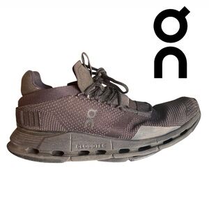 On Running Navy Women’s Sneakers